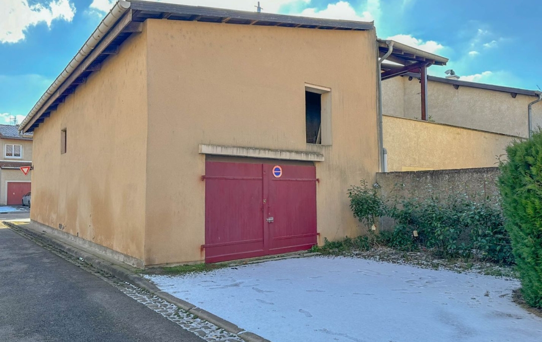 Annonces AMNEVILLE : Garage / Parking | ENNERY (57365) | 0 m2 | 95 000 &euro; 
