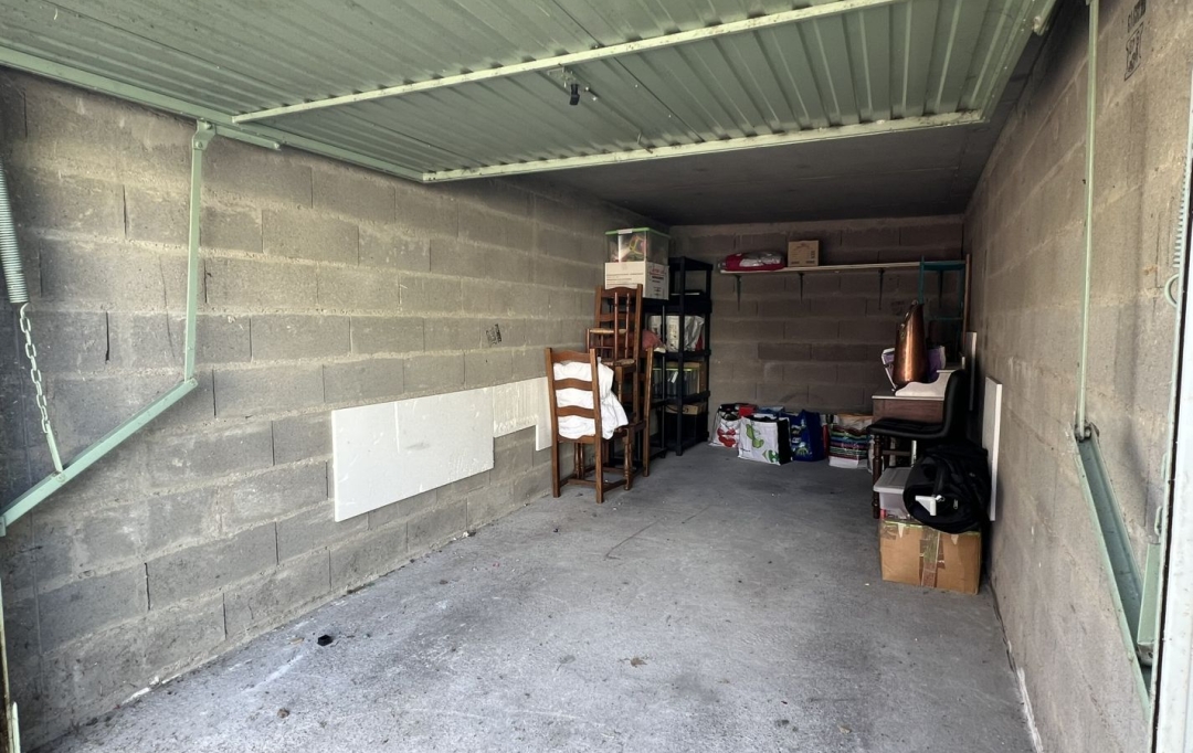 Annonces AMNEVILLE : Parking | METZ (57000) | 15 m2 | 21 000 &euro; 